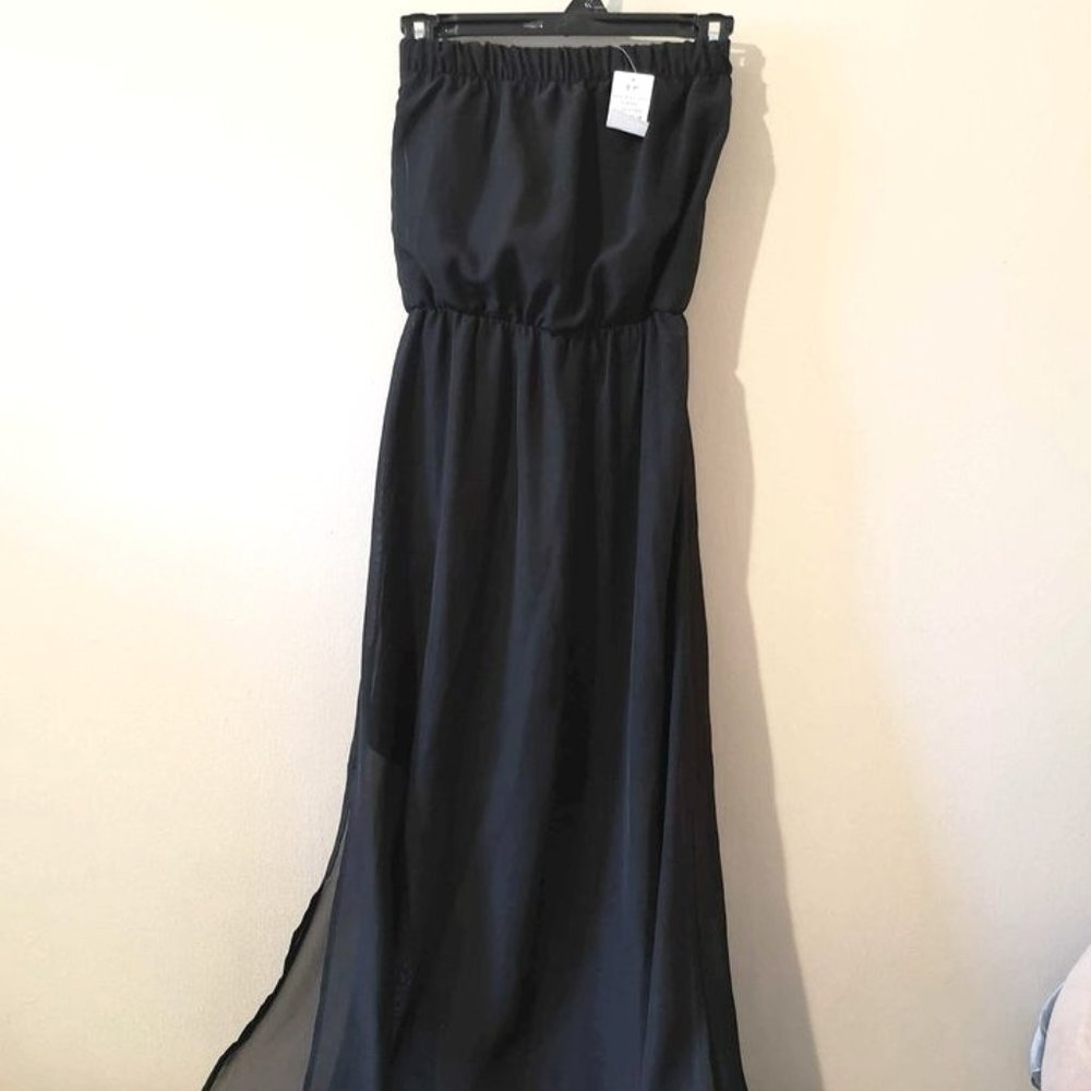BNWT Black Flowy Slit Chiffon Tube Dress